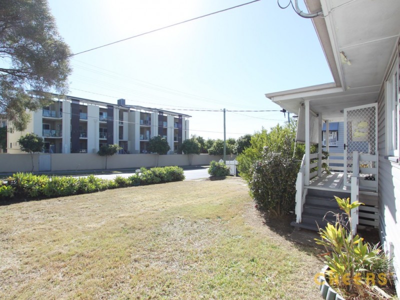 207 Melton Rd, Nundah QLD 4012