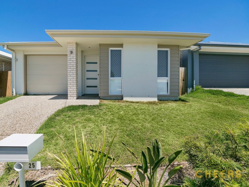 25 Mount Barney Crescent, Park Ridge QLD 4125
