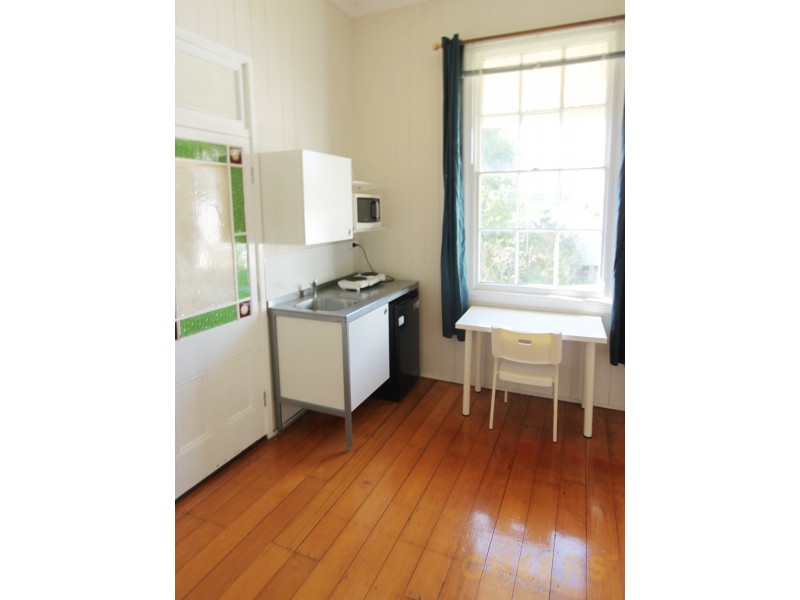 12F Kerr Street, Toowong QLD 4066