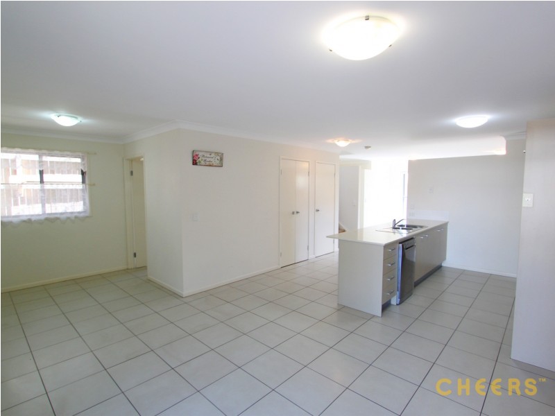3 Tinaroo Street, Calamvale QLD 4116