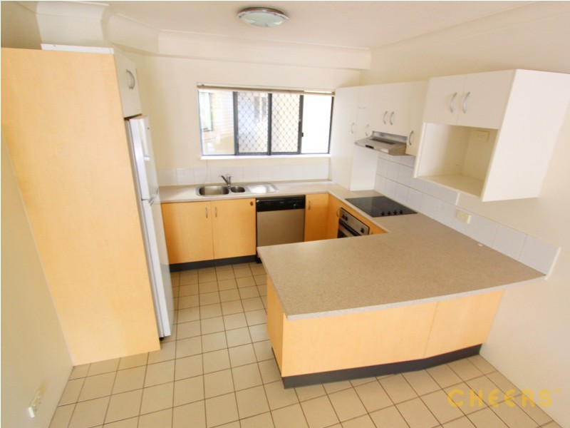 72/300 Sir Fred Schonell Dr, St Lucia QLD 4067