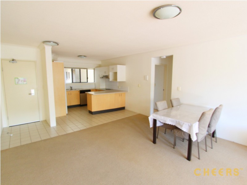 72/300 Sir Fred Schonell Dr, St Lucia QLD 4067