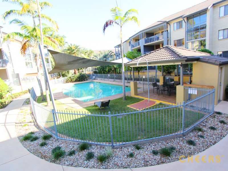72/300 Sir Fred Schonell Dr, St Lucia QLD 4067