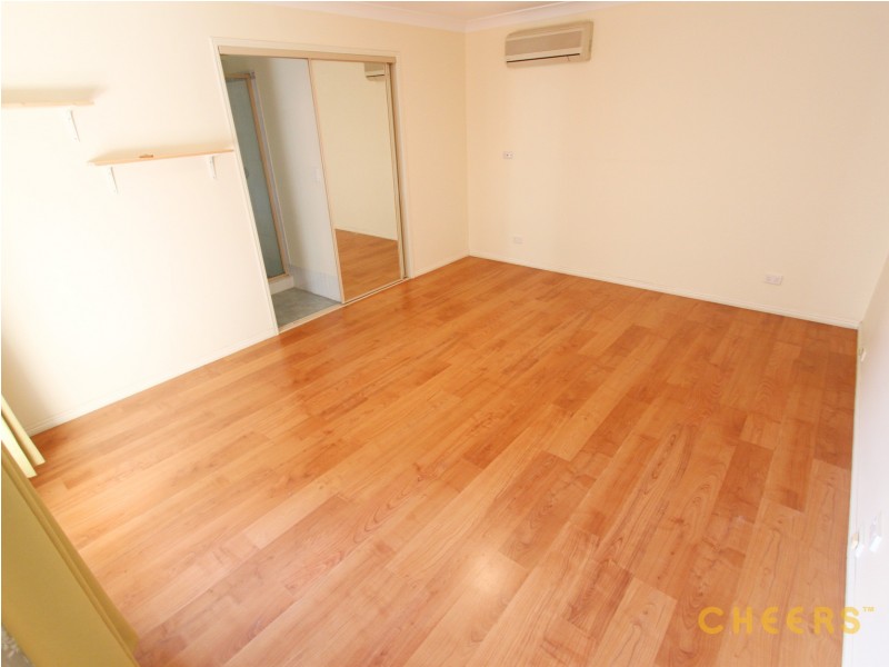 63 Regent Street, Eight Mile Plains QLD 4113