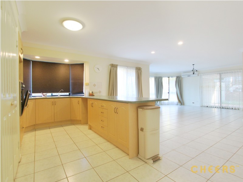 63 Regent Street, Eight Mile Plains QLD 4113