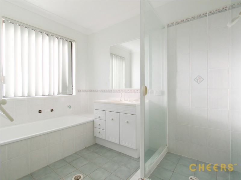 63 Regent Street, Eight Mile Plains QLD 4113