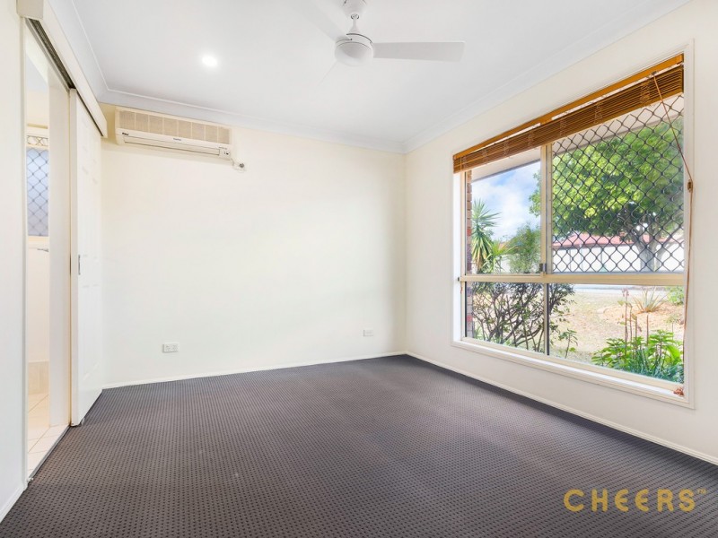 92 The Village Ave, Coopers Plains QLD 4108