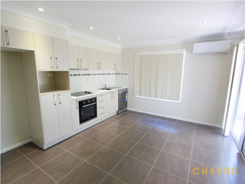 132B Haig Rd, Loganlea QLD 4131