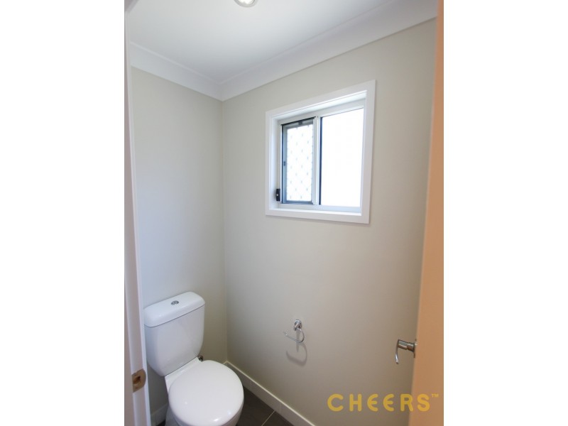132B Haig Rd, Loganlea QLD 4131