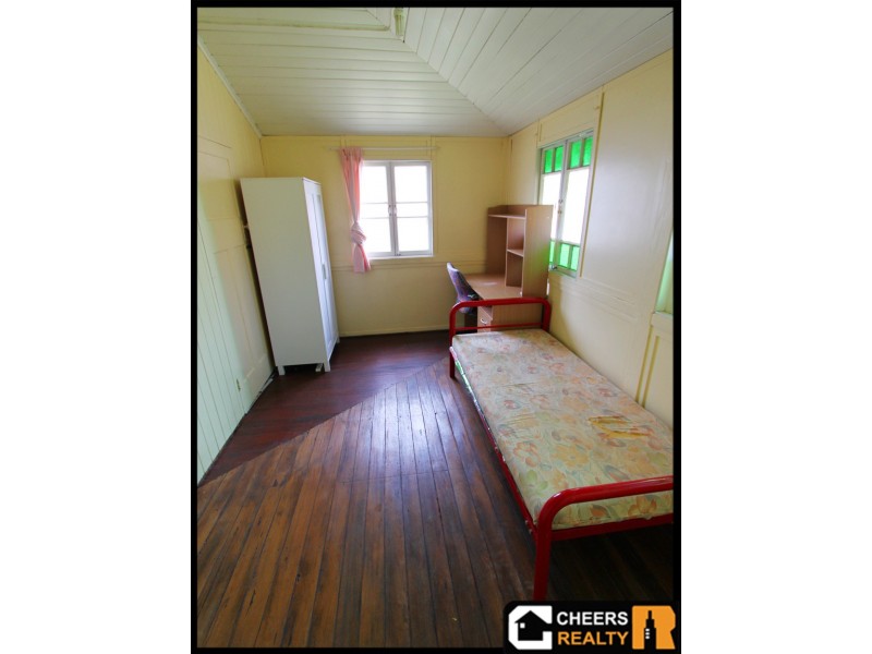 16. Vera Street, Greenslopes QLD 4120