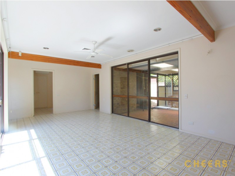 437 Mains Road, Macgregor QLD 4109