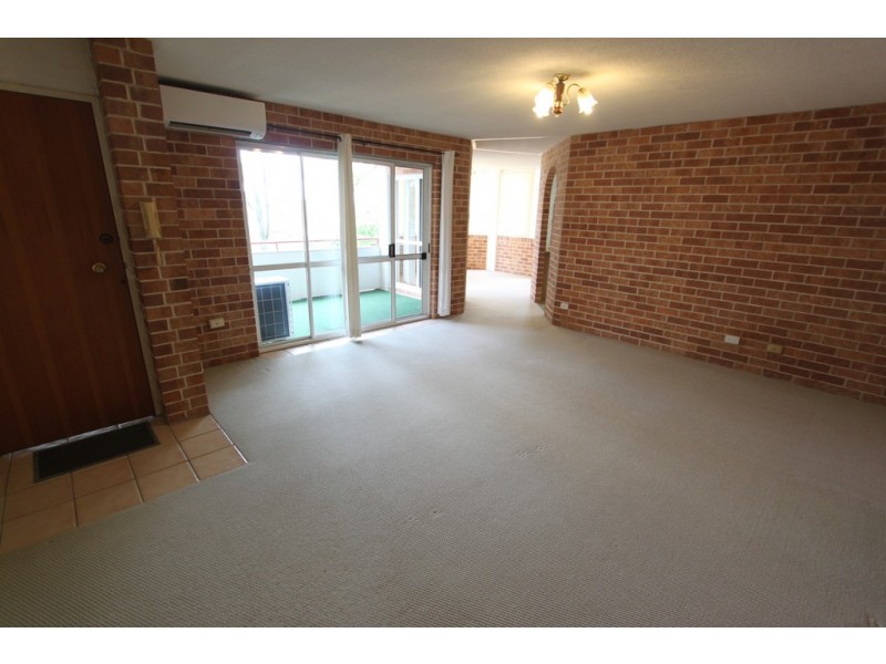 1/56 Woodstock Road, Toowong QLD 4066