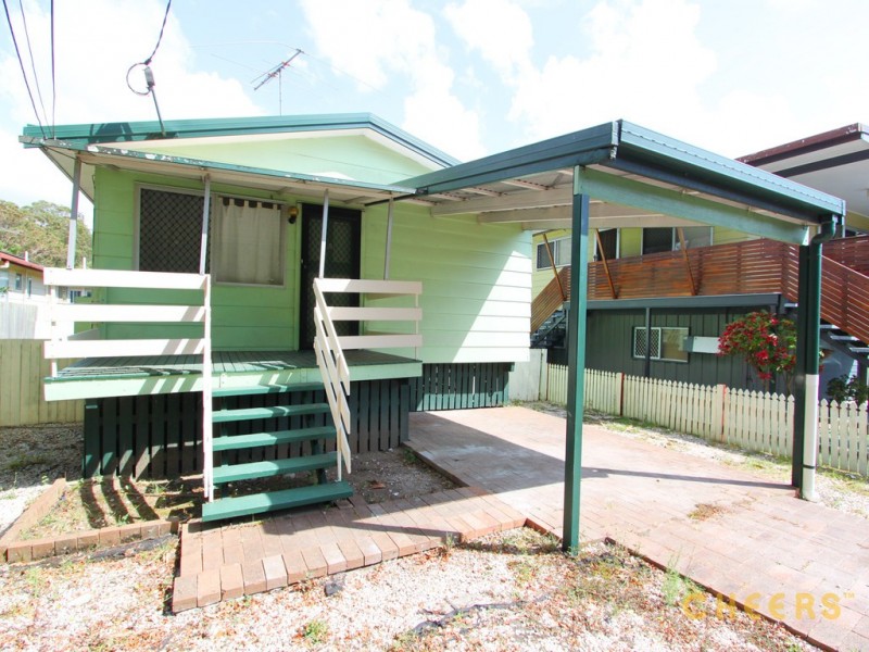 6 Nursery Road, Holland Park West QLD 4121