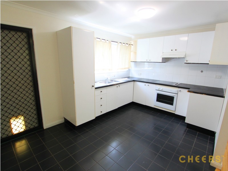 6 Nursery Road, Holland Park West QLD 4121