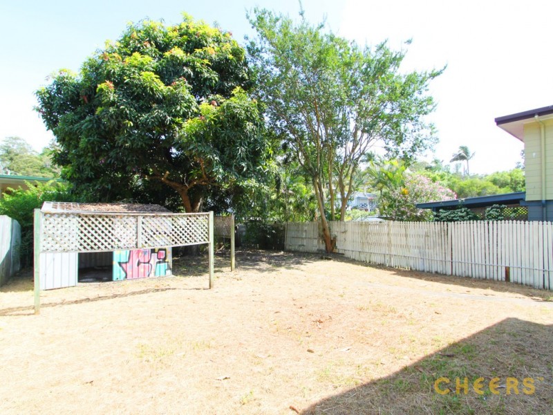 6 Nursery Road, Holland Park West QLD 4121