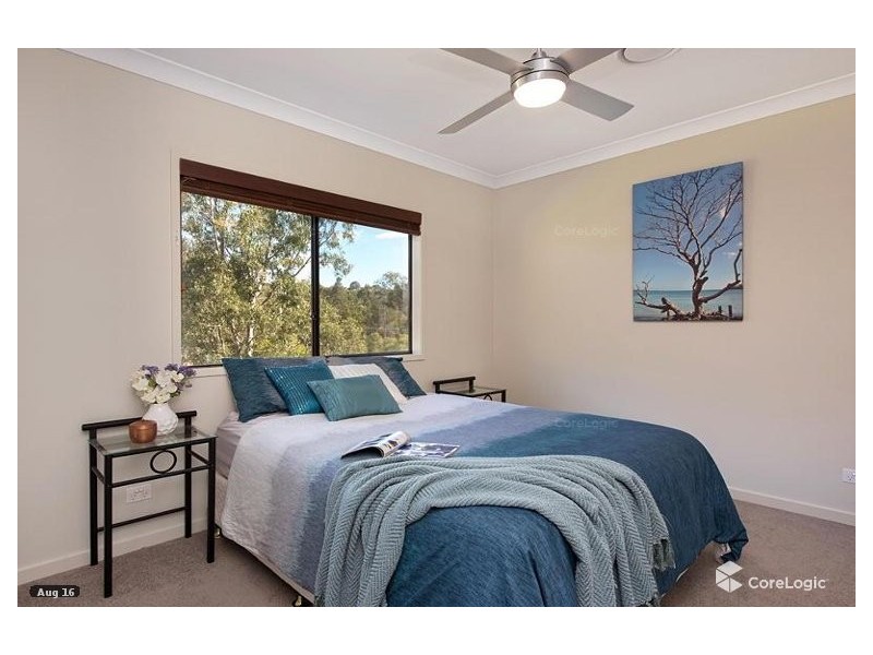 24 Mizen Place, Holland Park West QLD 4121