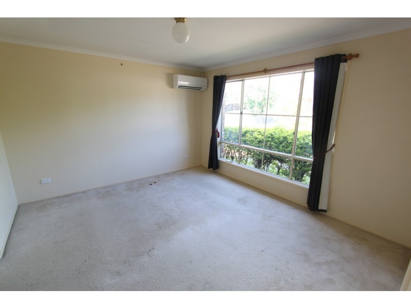 7 Inverary Place, Parkinson QLD 4115