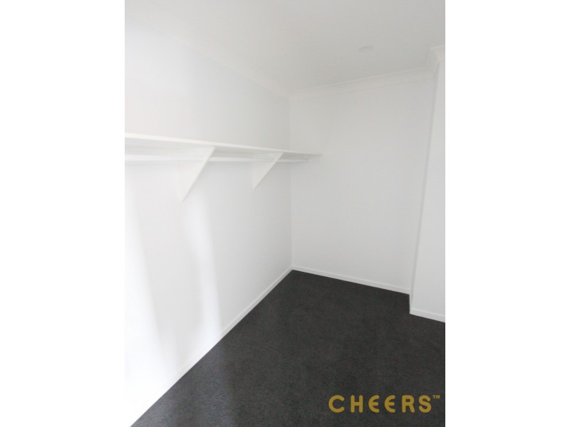 37 Figtree Pocket Rd, Chapel Hill QLD 4069