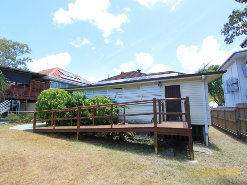 51 Pembroke Street, Carina QLD 4152