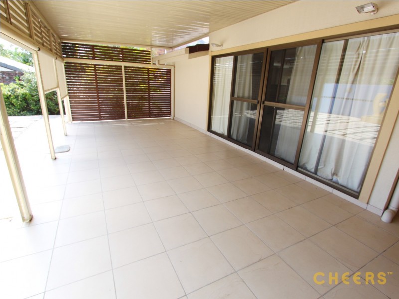 25 Estoril Street, Robertson QLD 4109