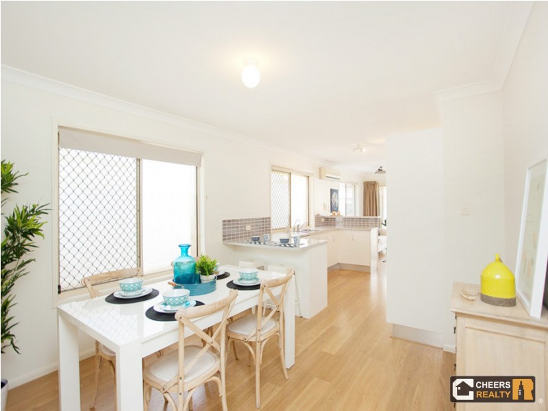 33 Wanda Road, Upper Mount Gravatt QLD 4122