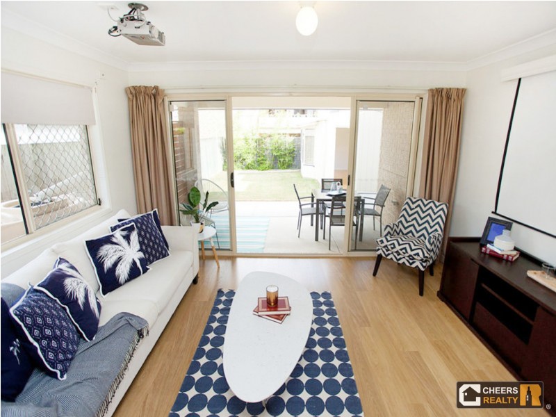 33 Wanda Road, Upper Mount Gravatt QLD 4122