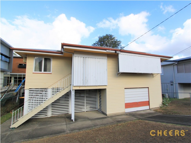 7 Gloriana Street, Morningside QLD 4170