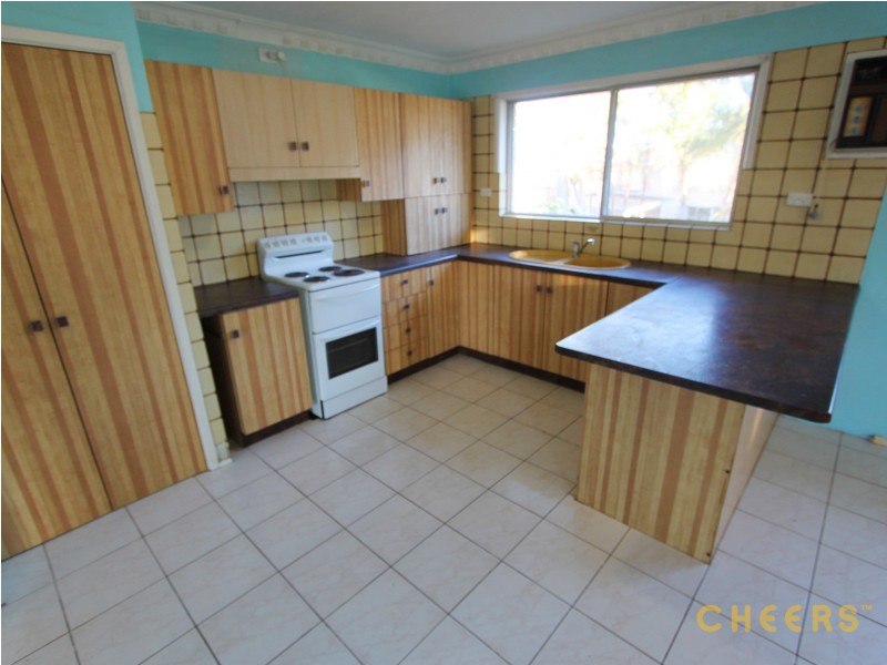 6 Parkway Street, Macgregor QLD 4109