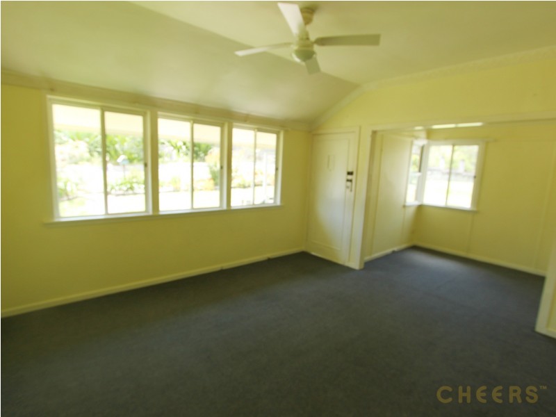 923 Old Cleveland Road, Carina QLD 4152