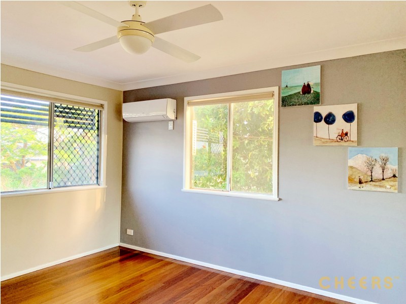 8 Patrick Lane, Norman Park QLD 4170