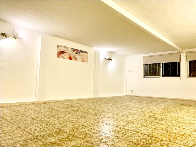 8 Patrick Lane, Norman Park QLD 4170