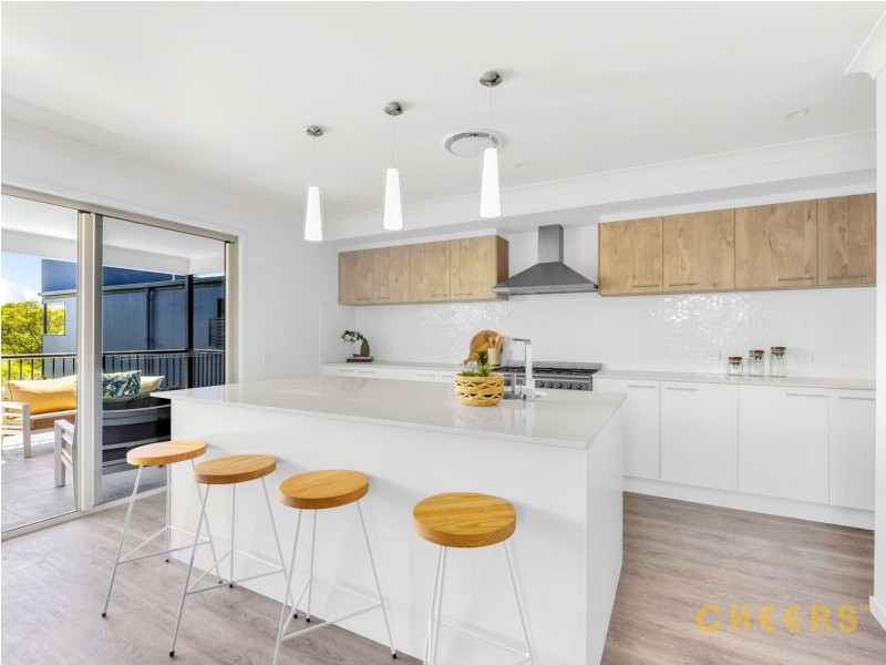 39 Figtree Pocket Rd, Chapel Hill QLD 4069