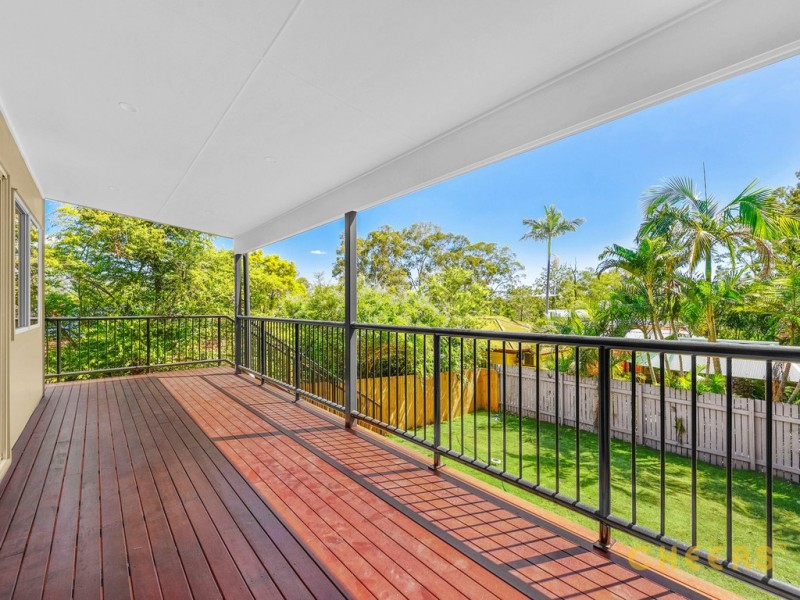 39 Figtree Pocket Rd, Chapel Hill QLD 4069