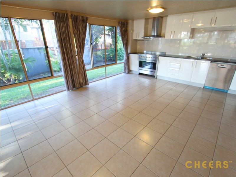 101 Levington Road, Eight Mile Plains QLD 4113