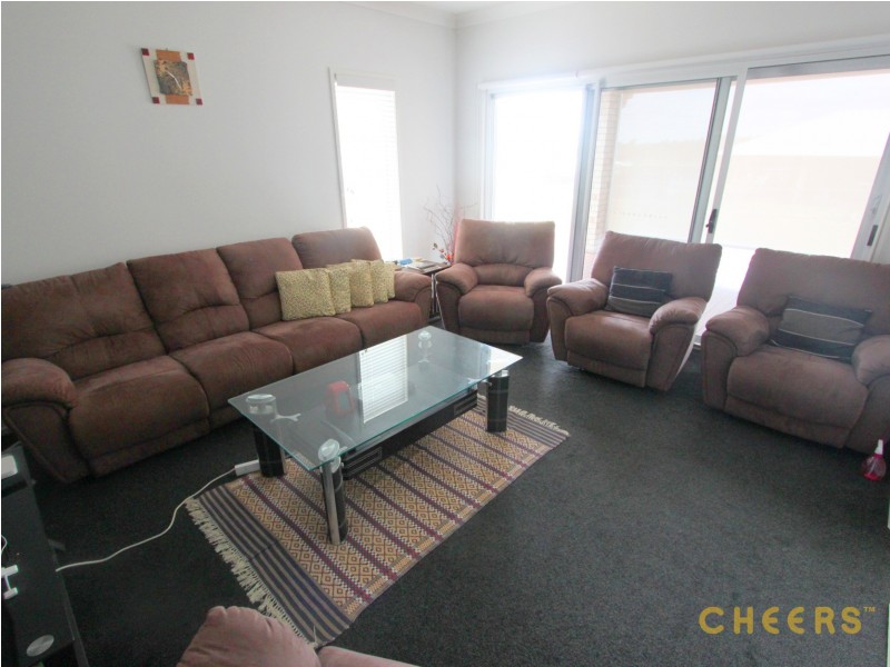 28 Heysen Road, New Beith QLD 4124