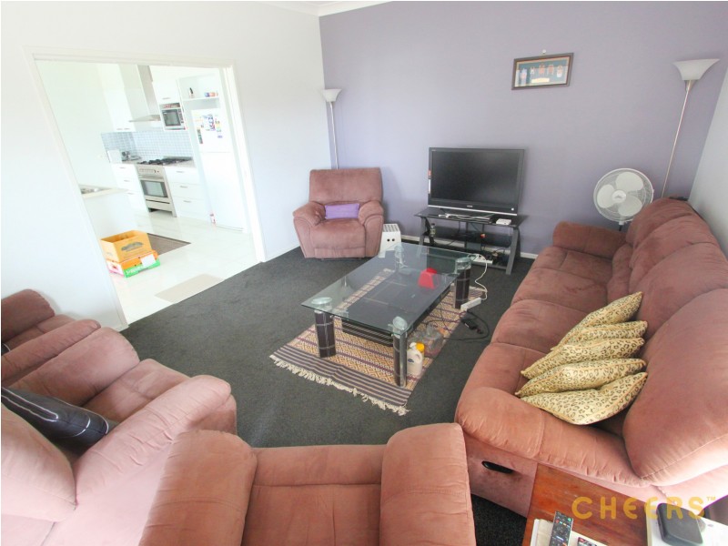 28 Heysen Road, New Beith QLD 4124