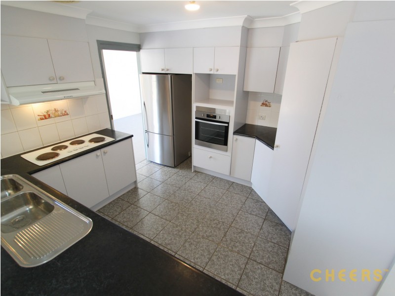 11 Daydream Place, Eight Mile Plains QLD 4113