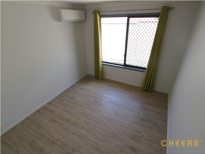 11 Daydream Place, Eight Mile Plains QLD 4113