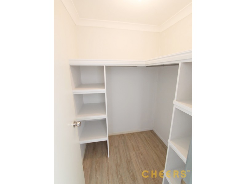 11 Daydream Place, Eight Mile Plains QLD 4113