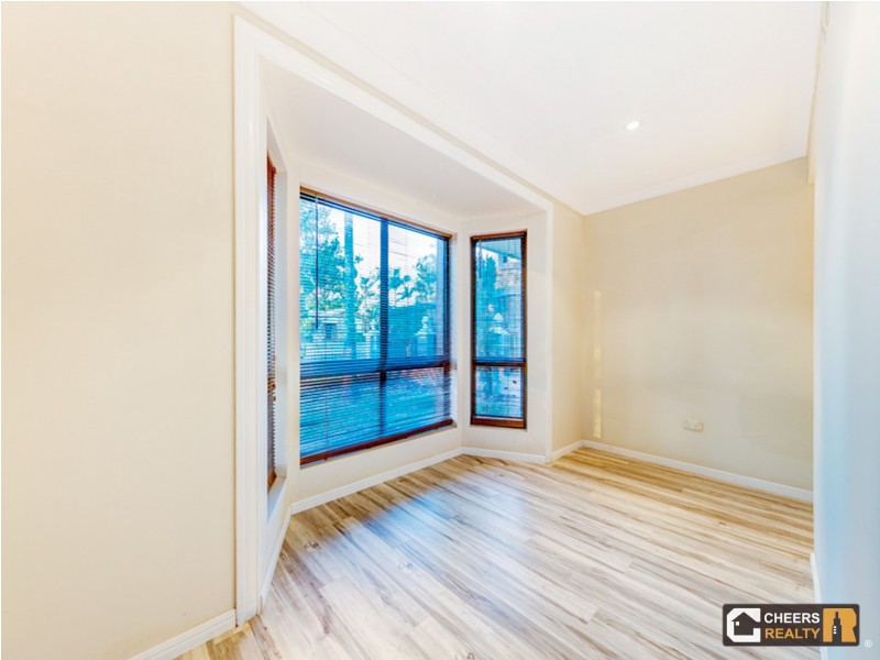 9 Hydrabad Street, Regents Park QLD 4118