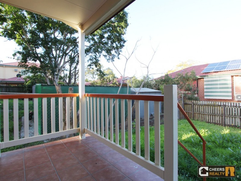 8 Palermo Street, Morningside QLD 4170