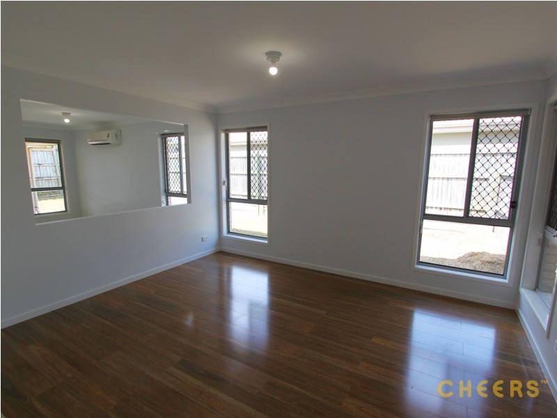 27 Dart Place, Parkinson QLD 4115