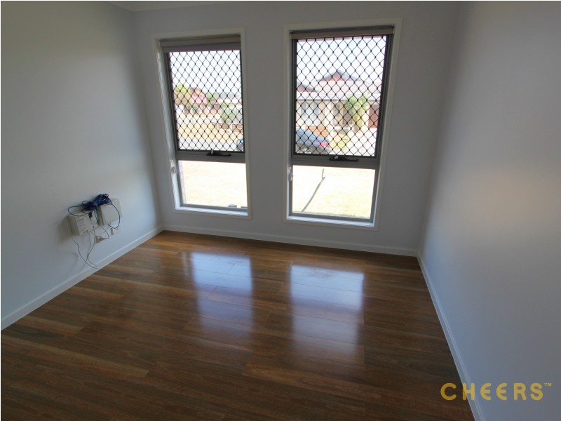 27 Dart Place, Parkinson QLD 4115