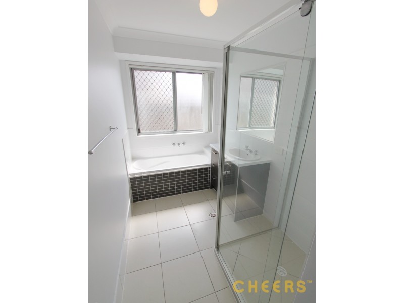 27 Dart Place, Parkinson QLD 4115