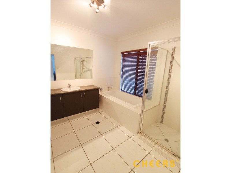 15 May Street, Parkinson QLD 4115