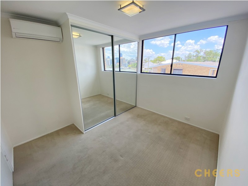 5/49 Laidlaw Pde, East Brisbane QLD 4169