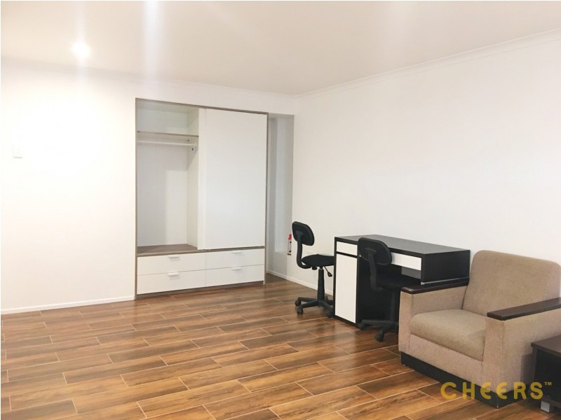 8 Bolwell Street, Runcorn QLD 4113