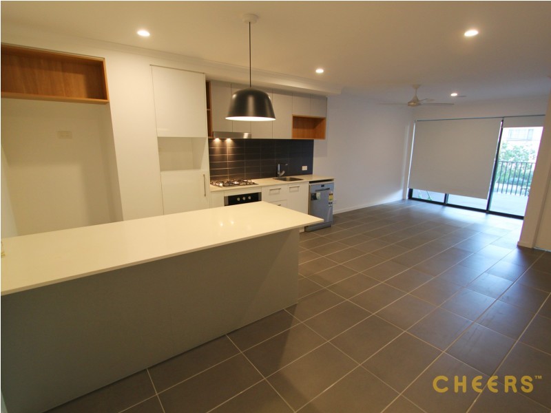 204/9 Regina Street, Greenslopes QLD 4120