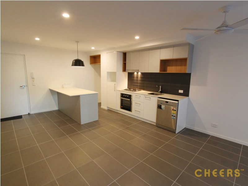 204/9 Regina Street, Greenslopes QLD 4120