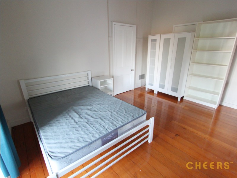 Room E/12 Kerr Street, Toowong QLD 4066